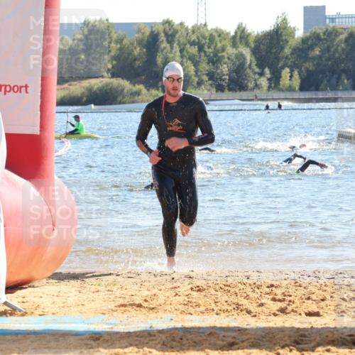 07.09.2025 - 19. Norderstedt Triathlon Luisa Fischer http://msf.ph/oto/8751205 07.09.2025 15:29:21 Schwimmen 528, 535, 540 meine-sportfotos.de
