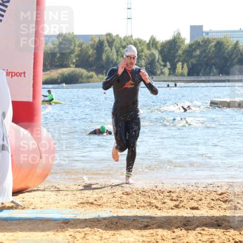 07.09.2025 - 19. Norderstedt Triathlon Luisa Fischer http://msf.ph/oto/8751212 07.09.2025 15:29:21 Schwimmen 528, 535, 540 meine-sportfotos.de