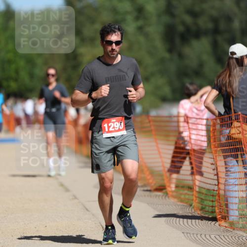 07.09.2025 - 19. Norderstedt Triathlon Michael Strokosch http://msf.ph/oto/8751227 07.09.2025 12:44:49 Laufen 258, 1290 meine-sportfotos.de