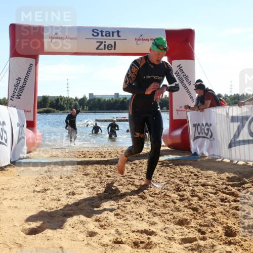 07.09.2025 - 19. Norderstedt Triathlon Luisa Fischer http://msf.ph/oto/8751253 07.09.2025 15:29:37 Schwimmen 492, 496 meine-sportfotos.de