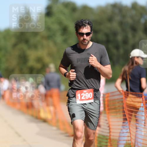 07.09.2025 - 19. Norderstedt Triathlon Michael Strokosch http://msf.ph/oto/8751254 07.09.2025 12:44:50 Laufen 258, 1252, 1290, 1338 meine-sportfotos.de