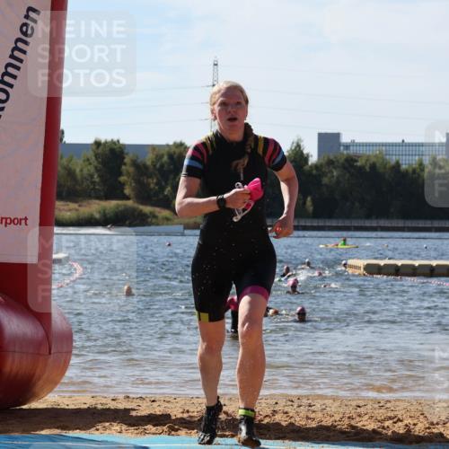 07.09.2025 - 19. Norderstedt Triathlon Luisa Fischer http://msf.ph/oto/8751261 07.09.2025 11:18:48 Schwimmen 191, 299, 801, 822, 826, 1217 meine-sportfotos.de