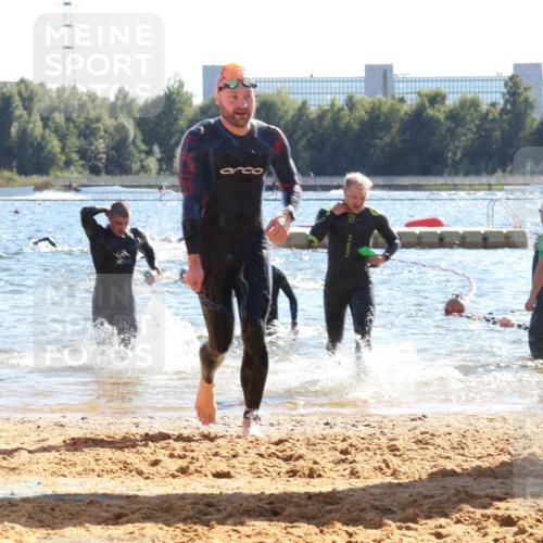 07.09.2025 - 19. Norderstedt Triathlon Luisa Fischer http://msf.ph/oto/8751266 07.09.2025 15:29:39 Schwimmen 492, 496, 515 meine-sportfotos.de
