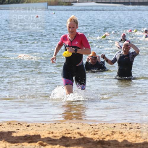 07.09.2025 - 19. Norderstedt Triathlon Luisa Fischer http://msf.ph/oto/8751273 07.09.2025 11:18:54 Schwimmen 155, 191, 299, 801, 822 meine-sportfotos.de