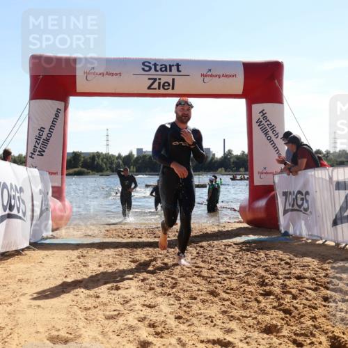 07.09.2025 - 19. Norderstedt Triathlon Luisa Fischer http://msf.ph/oto/8751293 07.09.2025 15:29:41 Schwimmen 492, 496, 497, 515, 520 meine-sportfotos.de