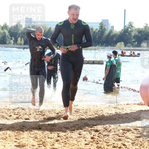 07.09.2025 - 19. Norderstedt Triathlon Luisa Fischer http://msf.ph/oto/8751307 07.09.2025 15:29:43 Schwimmen 492, 496, 497, 515, 520 meine-sportfotos.de