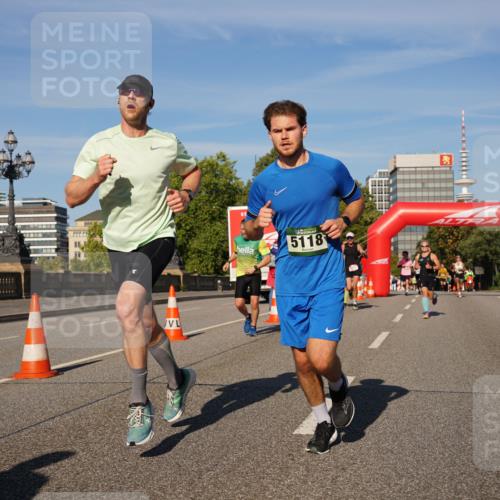 07.09.2025 - BARMER Alsterlauf Yannick Fuchs http://msf.ph/oto/8751321 07.09.2025 09:35:33 Laufen 5118 meine-sportfotos.de