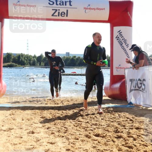 07.09.2025 - 19. Norderstedt Triathlon Luisa Fischer http://msf.ph/oto/8751322 07.09.2025 15:29:44 Schwimmen 492, 496, 497, 515, 520 meine-sportfotos.de