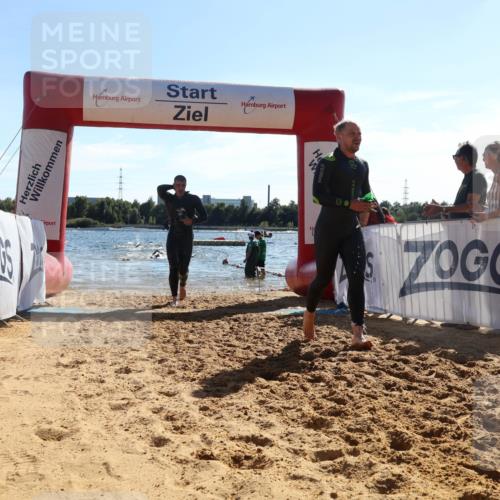 07.09.2025 - 19. Norderstedt Triathlon Luisa Fischer http://msf.ph/oto/8751328 07.09.2025 15:29:44 Schwimmen 492, 496, 497, 515, 520 meine-sportfotos.de
