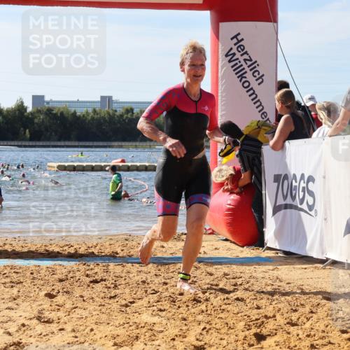 07.09.2025 - 19. Norderstedt Triathlon Luisa Fischer http://msf.ph/oto/8751353 07.09.2025 11:19:00 Schwimmen 155, 184, 191, 299 meine-sportfotos.de