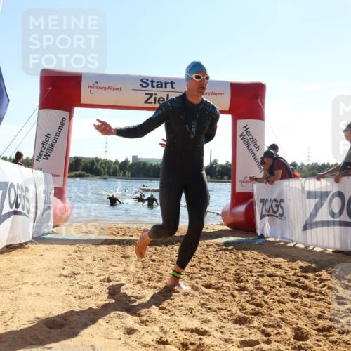 07.09.2025 - 19. Norderstedt Triathlon Luisa Fischer http://msf.ph/oto/8751358 07.09.2025 15:29:48 Schwimmen 492, 496, 497, 515, 520 meine-sportfotos.de