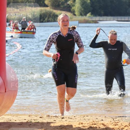 07.09.2025 - 19. Norderstedt Triathlon Luisa Fischer http://msf.ph/oto/8751371 07.09.2025 11:19:03 Schwimmen 155, 184, 1371 meine-sportfotos.de