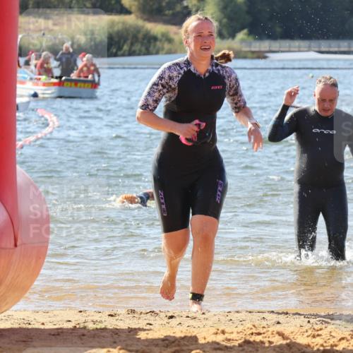 07.09.2025 - 19. Norderstedt Triathlon Luisa Fischer http://msf.ph/oto/8751375 07.09.2025 11:19:03 Schwimmen 155, 184, 1371 meine-sportfotos.de