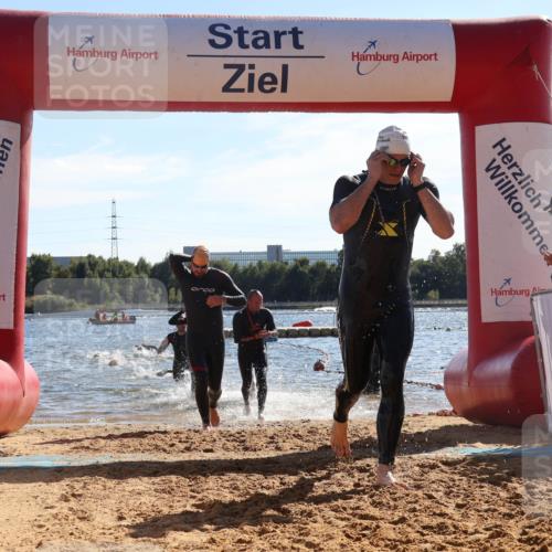 07.09.2025 - 19. Norderstedt Triathlon Luisa Fischer http://msf.ph/oto/8751391 07.09.2025 15:29:59 Schwimmen 493, 494, 502, 520, 525, 546, 547 meine-sportfotos.de