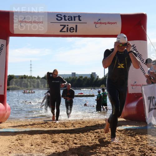 07.09.2025 - 19. Norderstedt Triathlon Luisa Fischer http://msf.ph/oto/8751393 07.09.2025 15:29:59 Schwimmen 493, 494, 502, 520, 525, 546, 547 meine-sportfotos.de
