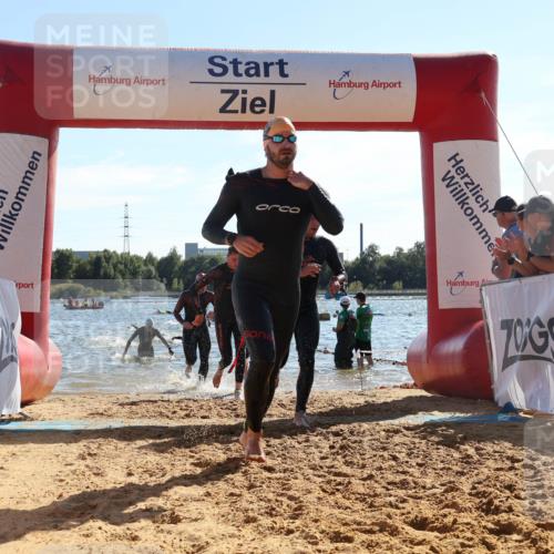 07.09.2025 - 19. Norderstedt Triathlon Luisa Fischer http://msf.ph/oto/8751418 07.09.2025 15:30:01 Schwimmen 493, 494, 502, 525, 546, 547 meine-sportfotos.de