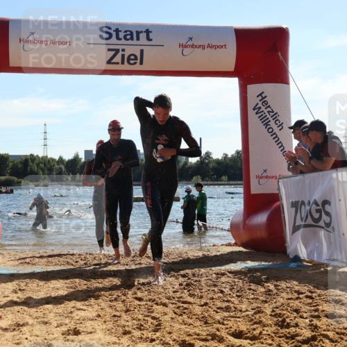 07.09.2025 - 19. Norderstedt Triathlon Luisa Fischer http://msf.ph/oto/8751433 07.09.2025 15:30:03 Schwimmen 493, 494, 502, 525, 546, 547 meine-sportfotos.de