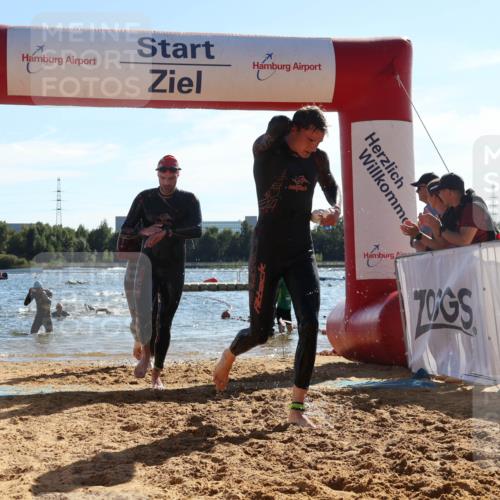 07.09.2025 - 19. Norderstedt Triathlon Luisa Fischer http://msf.ph/oto/8751436 07.09.2025 15:30:03 Schwimmen 493, 494, 502, 525, 546, 547 meine-sportfotos.de