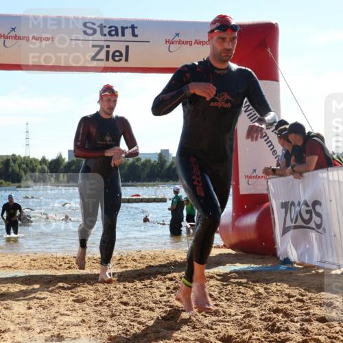 07.09.2025 - 19. Norderstedt Triathlon Luisa Fischer http://msf.ph/oto/8751450 07.09.2025 15:30:04 Schwimmen 493, 494, 502, 525, 544, 546, 547 meine-sportfotos.de