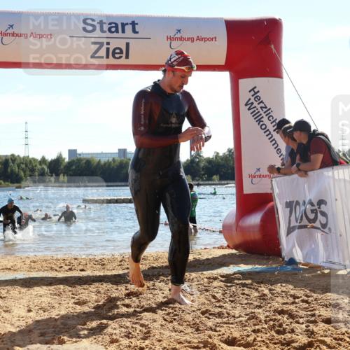 07.09.2025 - 19. Norderstedt Triathlon Luisa Fischer http://msf.ph/oto/8751456 07.09.2025 15:30:05 Schwimmen 493, 494, 502, 525, 544, 546, 547 meine-sportfotos.de