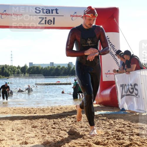 07.09.2025 - 19. Norderstedt Triathlon Luisa Fischer http://msf.ph/oto/8751459 07.09.2025 15:30:05 Schwimmen 493, 494, 502, 525, 544, 546, 547 meine-sportfotos.de