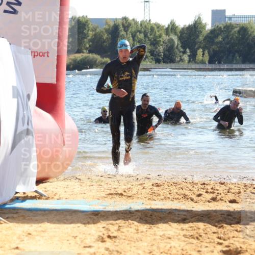 07.09.2025 - 19. Norderstedt Triathlon Luisa Fischer http://msf.ph/oto/8751466 07.09.2025 15:30:07 Schwimmen 493, 494, 502, 525, 544, 546, 547 meine-sportfotos.de
