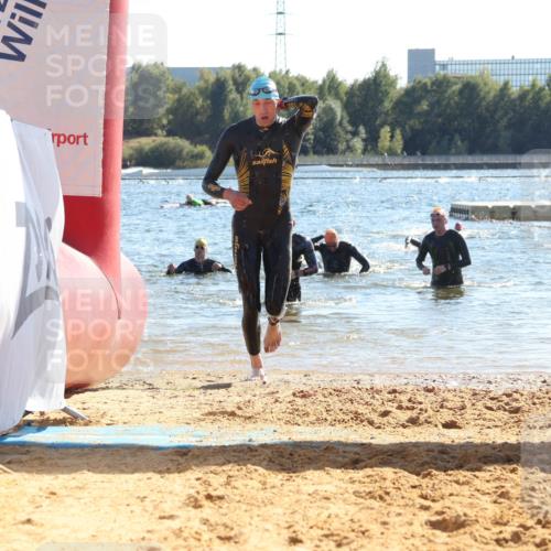 07.09.2025 - 19. Norderstedt Triathlon Luisa Fischer http://msf.ph/oto/8751473 07.09.2025 15:30:08 Schwimmen 493, 494, 502, 525, 544, 546, 547 meine-sportfotos.de