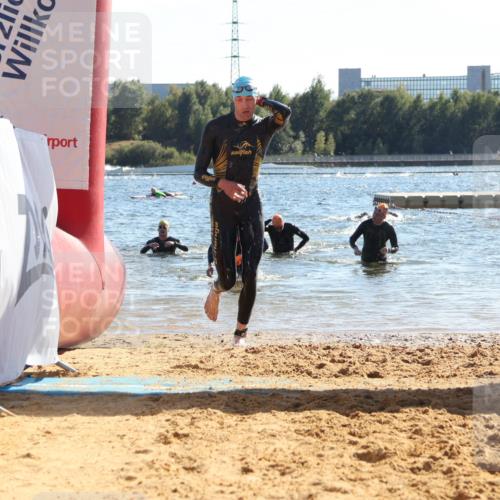 07.09.2025 - 19. Norderstedt Triathlon Luisa Fischer http://msf.ph/oto/8751475 07.09.2025 15:30:08 Schwimmen 493, 494, 502, 525, 544, 546, 547 meine-sportfotos.de