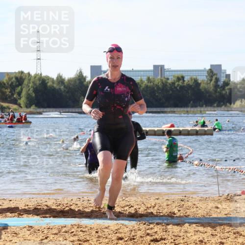 07.09.2025 - 19. Norderstedt Triathlon Luisa Fischer http://msf.ph/oto/8751483 07.09.2025 11:19:22 Schwimmen 201, 303, 1265 meine-sportfotos.de