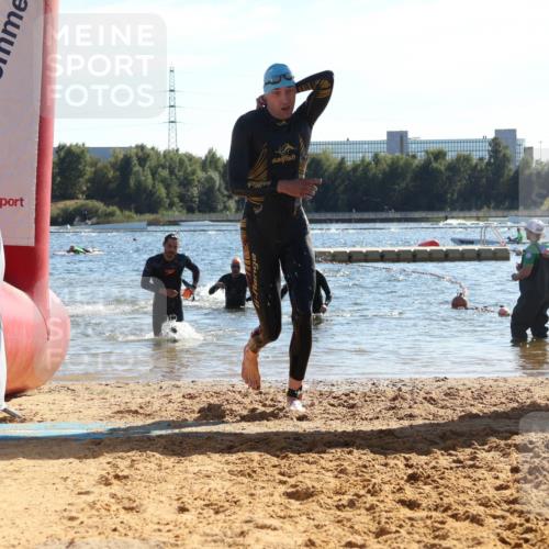 07.09.2025 - 19. Norderstedt Triathlon Luisa Fischer http://msf.ph/oto/8751488 07.09.2025 15:30:10 Schwimmen 490, 493, 494, 502, 525, 544, 546, 547 meine-sportfotos.de