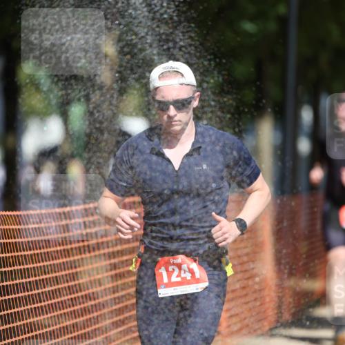 07.09.2025 - 19. Norderstedt Triathlon Michael Strokosch http://msf.ph/oto/8751492 07.09.2025 12:45:10 Laufen 729, 1241, 1343 meine-sportfotos.de