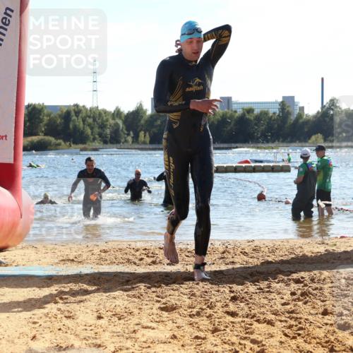 07.09.2025 - 19. Norderstedt Triathlon Luisa Fischer http://msf.ph/oto/8751493 07.09.2025 15:30:10 Schwimmen 490, 493, 494, 502, 525, 544, 546, 547 meine-sportfotos.de