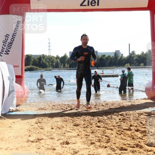 07.09.2025 - 19. Norderstedt Triathlon Luisa Fischer http://msf.ph/oto/8751530 07.09.2025 15:30:15 Schwimmen 490, 494, 502, 524, 525, 544 meine-sportfotos.de