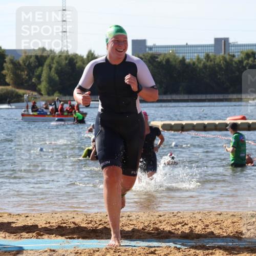 07.09.2025 - 19. Norderstedt Triathlon Luisa Fischer http://msf.ph/oto/8751531 07.09.2025 11:19:31 Schwimmen 201, 815, 1246, 1265, 1368 meine-sportfotos.de