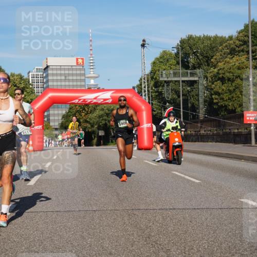 07.09.2025 - BARMER Alsterlauf Yannick Fuchs http://msf.ph/oto/8751550 07.09.2025 09:35:40 Laufen 2111, 5906 meine-sportfotos.de