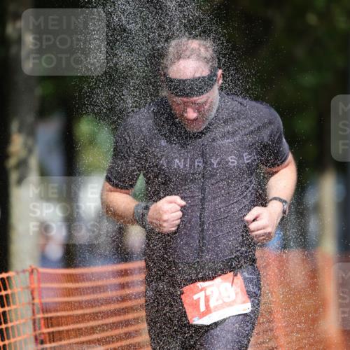 07.09.2025 - 19. Norderstedt Triathlon Michael Strokosch http://msf.ph/oto/8751572 07.09.2025 12:45:15 Laufen 729, 1241, 1343 meine-sportfotos.de