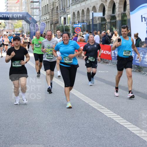 07.09.2025 - BARMER Alsterlauf Strokosch-Dieckow http://msf.ph/oto/8751615 07.09.2025 10:15:09 Ziel 2132, 2698, 2705, 2936, 3243, 3548, 3703, 3885, 3886, 4007, 4024, 4442, 4443, 4756, 4757, 5952, 6047, 6194, 6263, 6266, 6267, 6273, 8482 meine-sportfotos.de