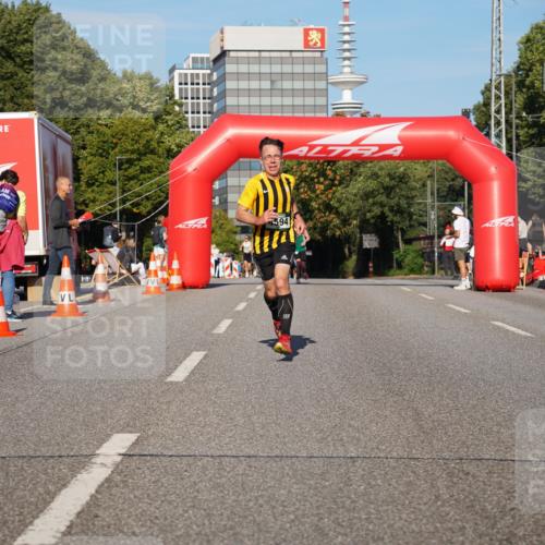 07.09.2025 - BARMER Alsterlauf Yannick Fuchs http://msf.ph/oto/8751641 07.09.2025 09:35:44 Laufen 594 meine-sportfotos.de
