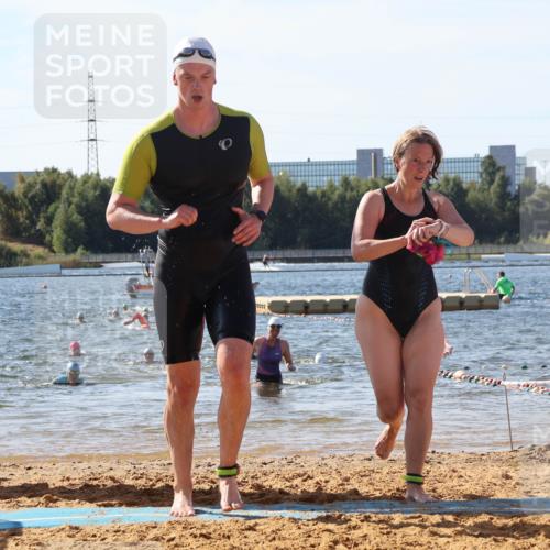 07.09.2025 - 19. Norderstedt Triathlon Luisa Fischer http://msf.ph/oto/8751653 07.09.2025 11:19:45 Schwimmen 279, 803, 1267, 1368 meine-sportfotos.de