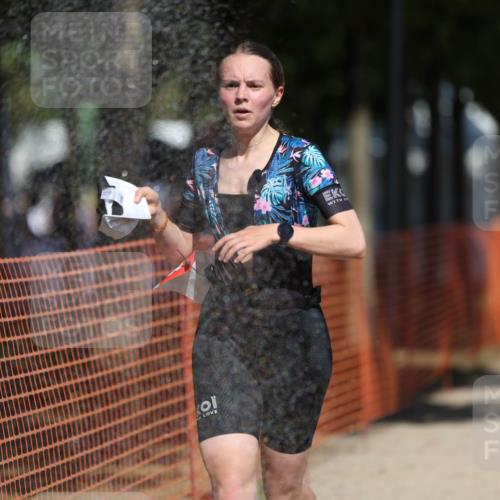07.09.2025 - 19. Norderstedt Triathlon Michael Strokosch http://msf.ph/oto/8751660 07.09.2025 12:45:18 Laufen 729, 1272, 1343 meine-sportfotos.de