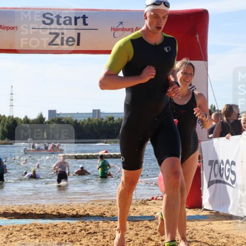 07.09.2025 - 19. Norderstedt Triathlon Luisa Fischer http://msf.ph/oto/8751669 07.09.2025 11:19:46 Schwimmen 279, 803, 1267, 1368 meine-sportfotos.de