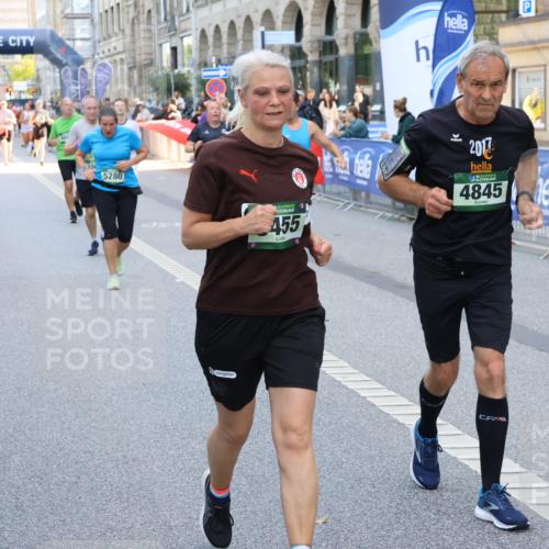 07.09.2025 - BARMER Alsterlauf Strokosch-Dieckow http://msf.ph/oto/8751672 07.09.2025 10:15:08 Ziel 2132, 2698, 2705, 2936, 3243, 3548, 3703, 3885, 3886, 4007, 4024, 4442, 4443, 4756, 4757, 5952, 6047, 6194, 6263, 6266, 6267, 6273, 8482 meine-sportfotos.de