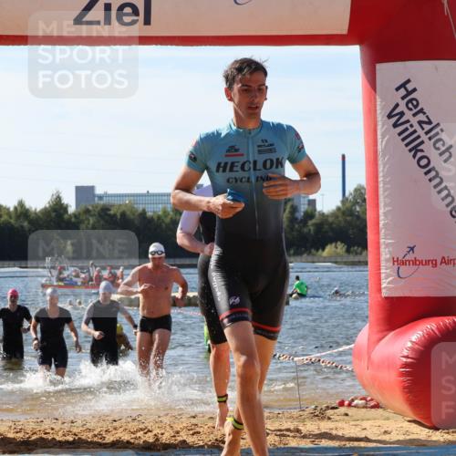 07.09.2025 - 19. Norderstedt Triathlon Luisa Fischer http://msf.ph/oto/8751684 07.09.2025 11:19:56 Schwimmen 136, 279, 286, 763, 803, 849, 861, 1239 meine-sportfotos.de