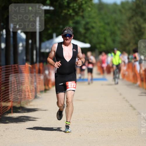 07.09.2025 - 19. Norderstedt Triathlon Michael Strokosch http://msf.ph/oto/8751710 07.09.2025 12:45:21 Laufen 1272, 1343 meine-sportfotos.de