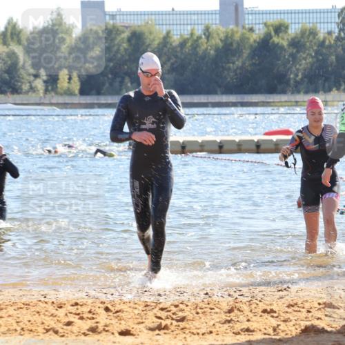 07.09.2025 - 19. Norderstedt Triathlon Luisa Fischer http://msf.ph/oto/8751738 07.09.2025 15:31:11 Schwimmen 542 meine-sportfotos.de