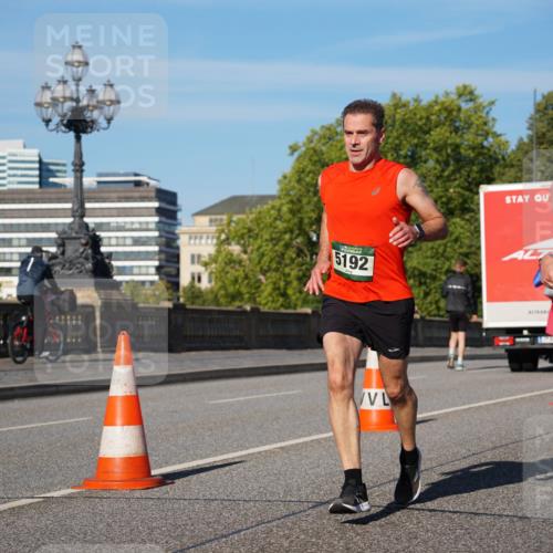 07.09.2025 - BARMER Alsterlauf Yannick Fuchs http://msf.ph/oto/8751756 07.09.2025 09:35:53 Laufen 5192 meine-sportfotos.de