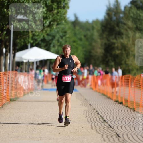 07.09.2025 - 19. Norderstedt Triathlon Michael Strokosch http://msf.ph/oto/8751766 07.09.2025 10:35:06 Laufen 1114 meine-sportfotos.de