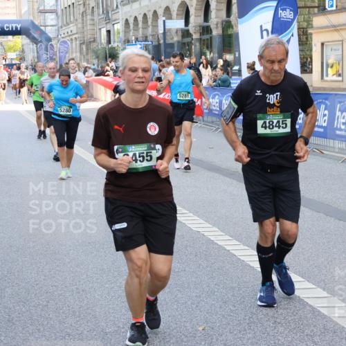 07.09.2025 - BARMER Alsterlauf Strokosch-Dieckow http://msf.ph/oto/8751770 07.09.2025 10:15:08 Ziel 2132, 2698, 2705, 2936, 3243, 3548, 3703, 3885, 3886, 4007, 4024, 4442, 4443, 4756, 4757, 5952, 6047, 6194, 6263, 6266, 6267, 6273, 8482 meine-sportfotos.de