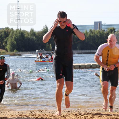 07.09.2025 - 19. Norderstedt Triathlon Luisa Fischer http://msf.ph/oto/8751779 07.09.2025 11:20:05 Schwimmen 136, 286, 763, 795, 846, 849, 861, 1239, 1320 meine-sportfotos.de