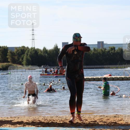 07.09.2025 - 19. Norderstedt Triathlon Luisa Fischer http://msf.ph/oto/8751812 07.09.2025 11:20:09 Schwimmen 136, 149, 286, 795, 846, 849, 861, 1320 meine-sportfotos.de
